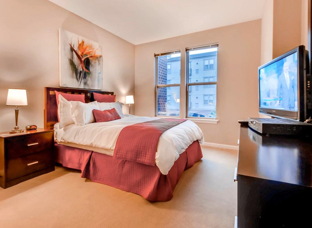 Bluebird Suites In Downtown פרובידנס מראה חיצוני תמונה